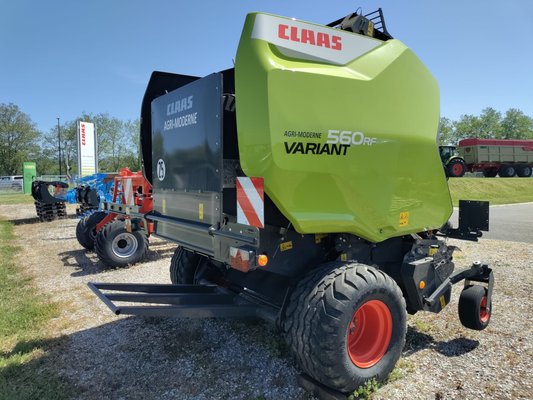 Presse à balles rondes Claas VARIANT 560 RF