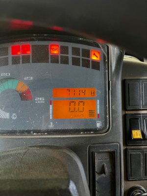 Tracteur agricole Claas ARES 616 RC