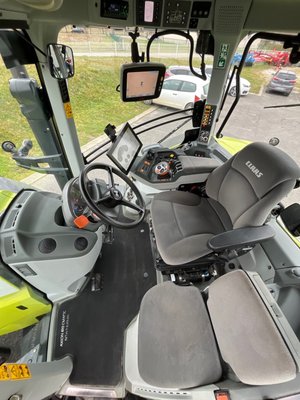 Tracteur agricole Claas AXION 810 CMATIC BUSINESS