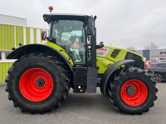 Tracteur agricole Claas AXION 810 CMATIC BUSINESS