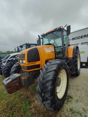 Tracteur agricole - ARES 735 RZ
