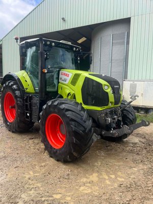 Tracteur agricole Claas AXION 850 CEBIS T4F