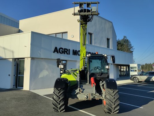 Chariot télescopique agricole Claas SCORPION 736