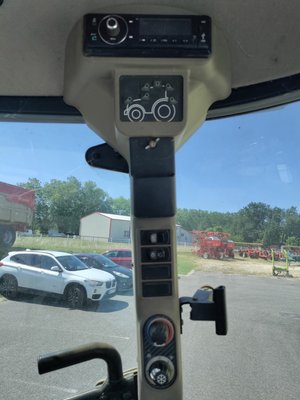 Tracteur agricole Case FARMALL U PRO 105