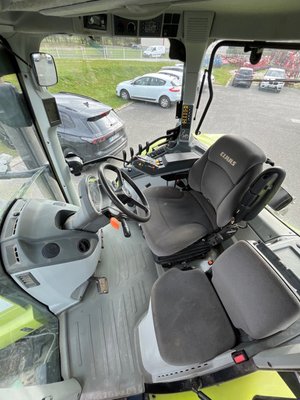 Tracteur agricole Claas ARION 620 CIS T4i