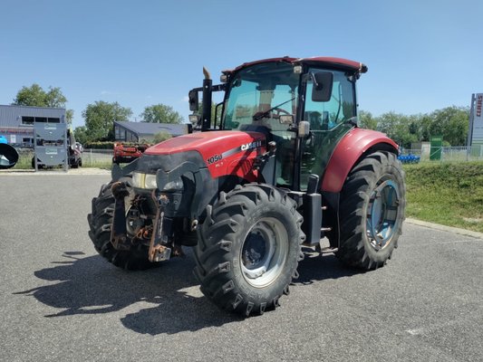 Tracteur agricole Case FARMALL U PRO 105