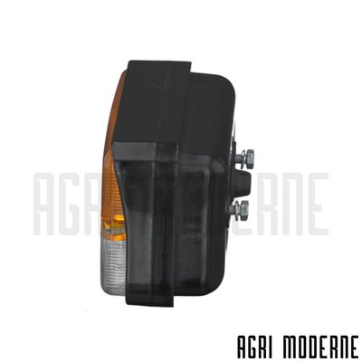 PIECES TRACTEUR CLAAS - Carrosserie - FEU
