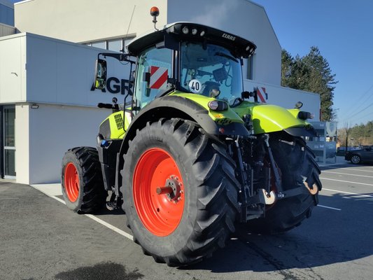 Tracteur agricole Claas AXION 800 CEBIS