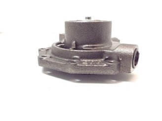 PIECES TRACTEUR CLAAS - Moteur - POMPE
