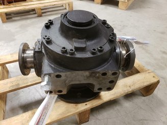 PIECES OCCASION - Divers occasions - OCCASION: MOTEUR HYDRAULIQUE