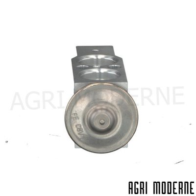 PIECES TRACTEUR CLAAS - Divers Réparation - DETENDEUR-PRESS.