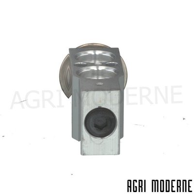 PIECES TRACTEUR CLAAS - Divers Réparation - DETENDEUR-PRESS.