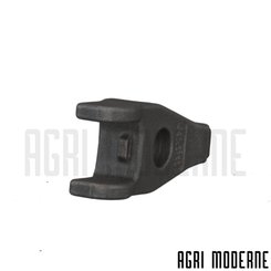 PIECES TRACTEUR CLAAS - Moteur - BRIDE