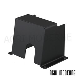 PIECES TRACTEUR CLAAS - Pièces RENAULT - BOUCLIER DE PROTECTION