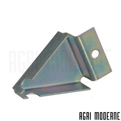 PIECES TRACTEUR CLAAS - Carrosserie - BOUCLIER DE PROTECTION