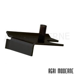 PIECES TRACTEUR CLAAS - Carrosserie - BOUCLIER DE PROTECTION