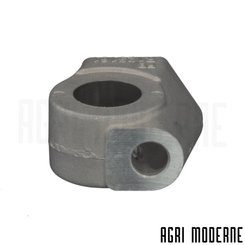 PIECES TRACTEUR CLAAS - Moteur - SUPPORT