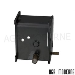 PIECES TRACTEUR CLAAS - Carrosserie - SUPPORT