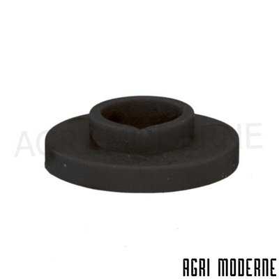 PIECES TRACTEUR CLAAS - Carrosserie - ENTRETOISE