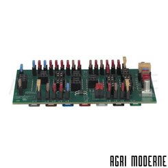 PIECES TRACTEUR CLAAS - Electricite - Electronique - BOITE A FUSIBLES