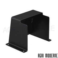 PIECES TRACTEUR CLAAS - Pièces RENAULT - BOUCLIER DE PROTECTION