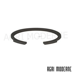 PIECES TRACTEUR CLAAS - Transmission - BAGUE D'ARRET INT.