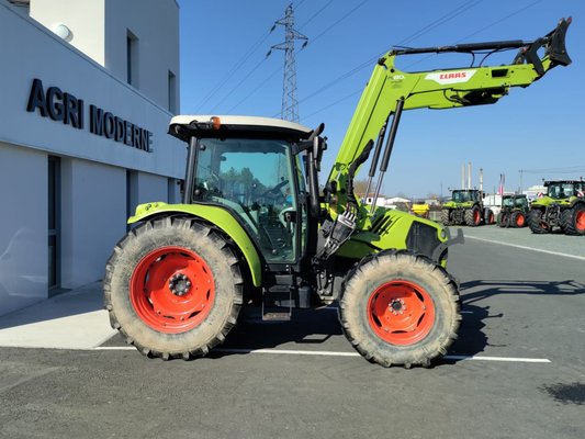 Tracteur agricole Claas ATOS 330