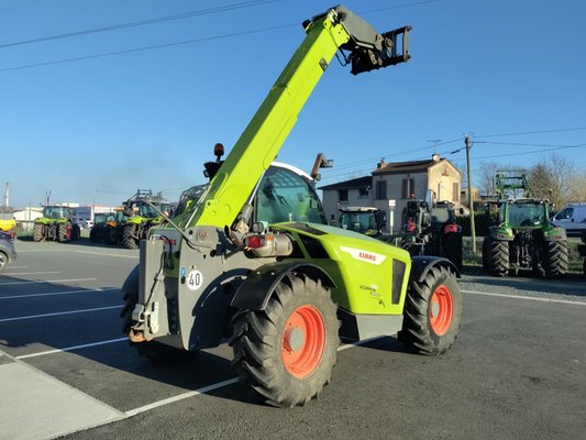 Chariot télescopique agricole Claas SCORPION 736