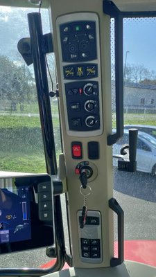 Tracteur agricole Massey Ferguson 7S 165 DYNA VT