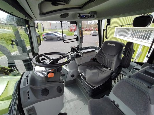 Tracteur agricole Claas ARION 450 CONCEPT