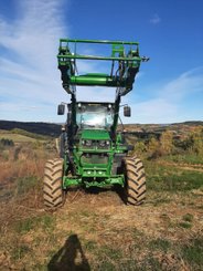 Tracteur agricole John Deere 6100 MC - 1