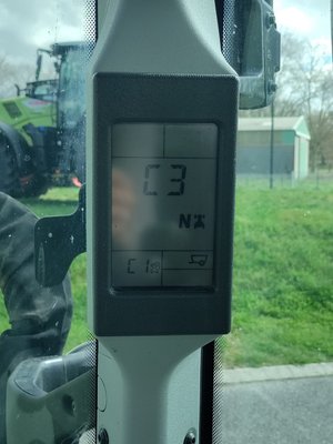 Tracteur agricole Claas ARION 450 CONCEPT