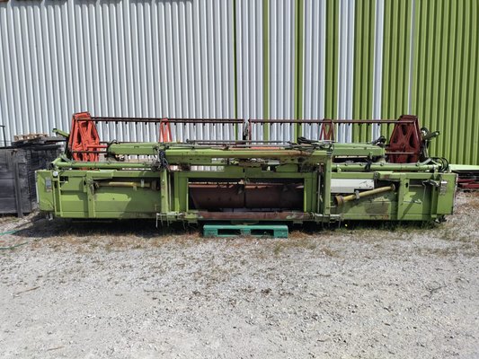 Barre de coupe pour moissonneuse batteuse Claas REPLIABLE C540