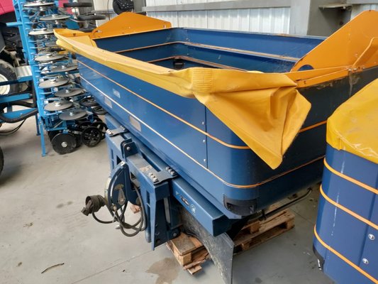 Distributeur d'engrais Bogballe M2WPLUS 3300 LITRES