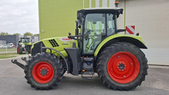 Tracteur agricole Claas ARION 630 CMATIC
