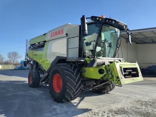 Moissonneuse batteuse Claas LEXION 7700 MONTANA
