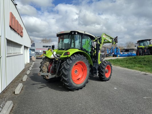 Tracteur agricole Claas ARION 450 CONCEPT
