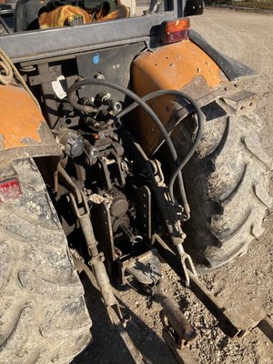 Tracteur vigneron Renault 80-14