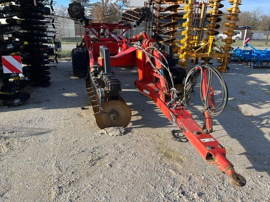 Cover crop Gregoire Besson SXP 36