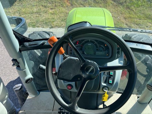 Tracteur agricole Claas ATOS 340