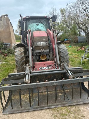 Tracteur agricole Case IH MAXXUM