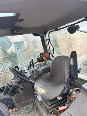 Tracteur agricole Case IH MAXXUM