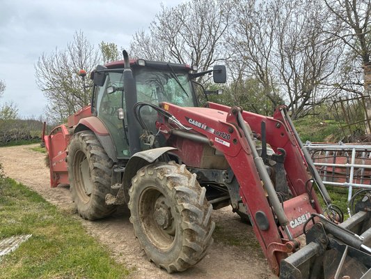 Tracteur agricole - MAXXUM