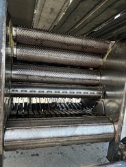 Presse à balles rondes New Holland BR 740 - 15