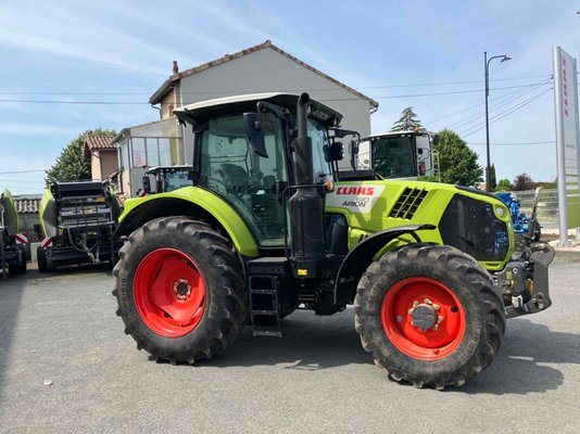 Tracteur agricole Claas ARION 610 CONCEPT