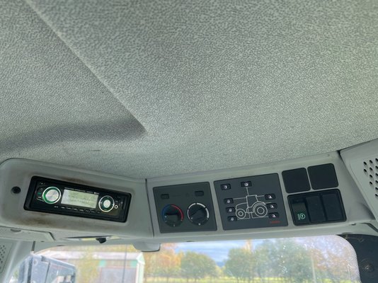 Tracteur agricole Claas ARION 620 CIS T4i