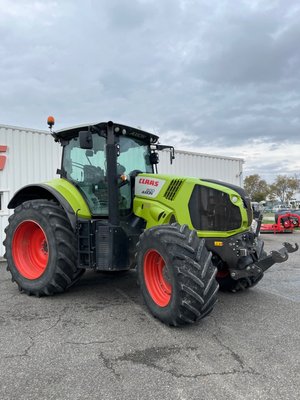 Tracteur agricole Claas AXION 800 CIS T4F
