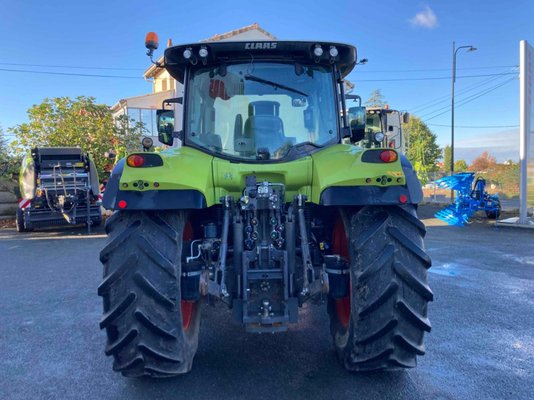 Tracteur agricole Claas ARION 610 ADVANCE