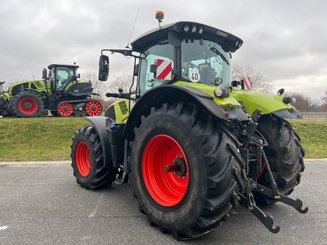 Tracteur agricole Claas AXION 810 CMATIC BUSINESS - 4