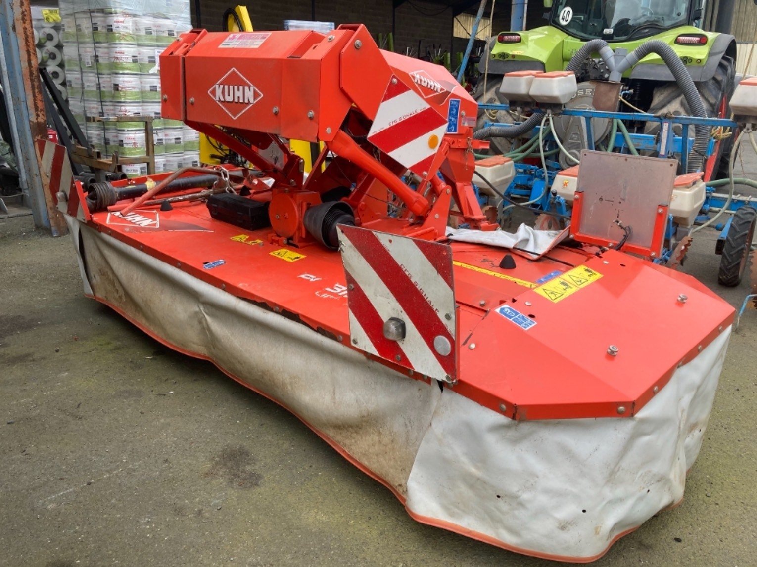 Faucheuse conditionneuse Faucheuse conditionneuse Kuhn FC 313 F